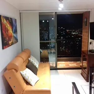 Apartamento Hermoso Y Acogedor Apartamento En Belén Rodeo Alto, Medellín