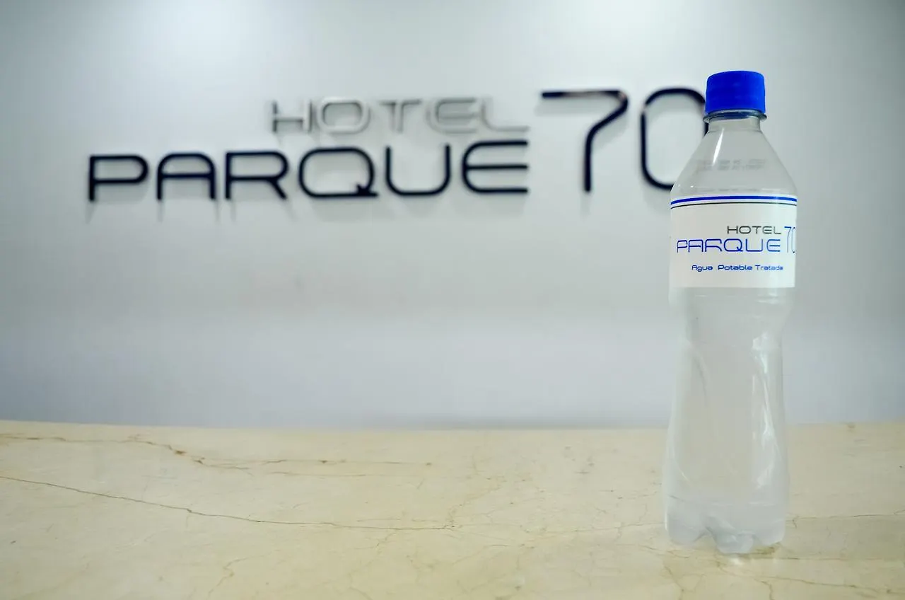 Hotel Parque 70 メデジン